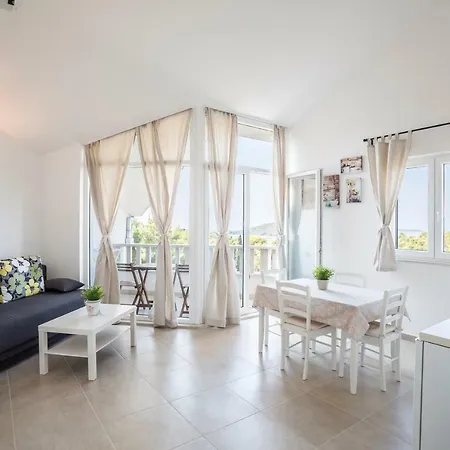 Apartmani Mariela Maslinica Exterior photo